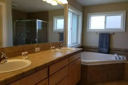 Jofer Seattle/Renton Home Extérieur photo
